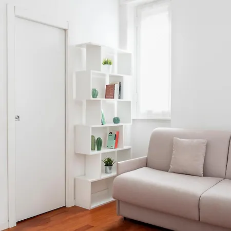 דירה New And Lovely Flat In Center מילאנו